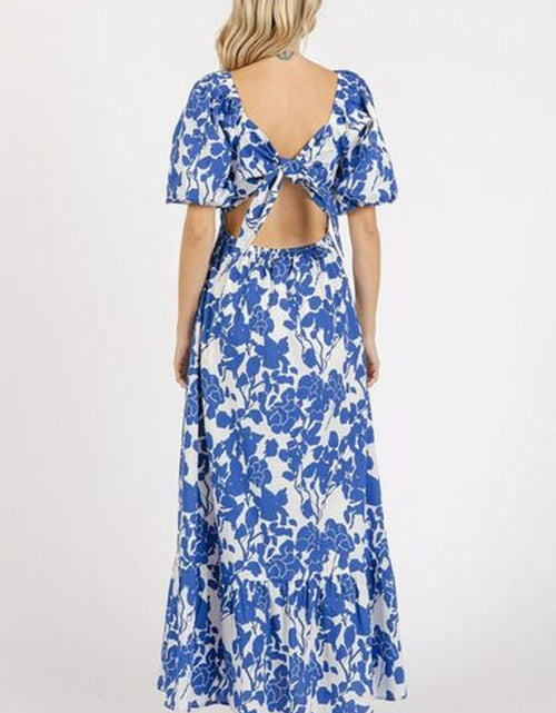 Load image into Gallery viewer, Mittoshop Cutout Back Floral Sweetheart Neck Puff Sleeve Dress
